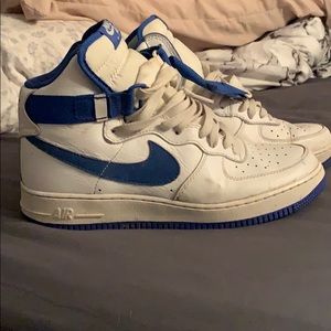 Pre-loved Nike AirForce 1 sneakers